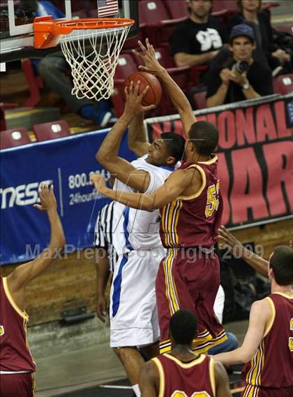Thumbnail 1 in Ocean View vs. Sacred Heart Cathedral (CIF State D3 Final) photogallery.