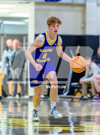 Thumbnail 1 in Bergman vs Valley Springs (3A-2 District Tournament) photogallery.