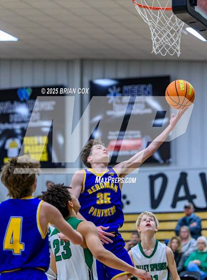 Thumbnail 3 in Bergman vs Valley Springs (3A-2 District Tournament) photogallery.