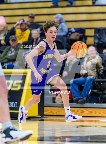 Thumbnail 1 in Bergman vs Valley Springs (3A-2 District Tournament) photogallery.
