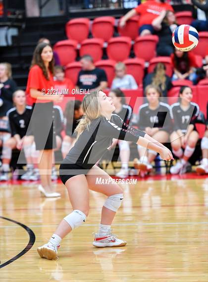 Thumbnail 3 in Lewisville @ Coppell photogallery.