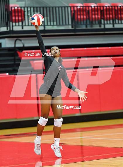 Thumbnail 3 in Lewisville @ Coppell photogallery.