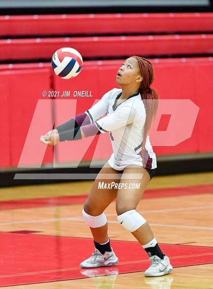 Thumbnail 1 in Lewisville @ Coppell photogallery.