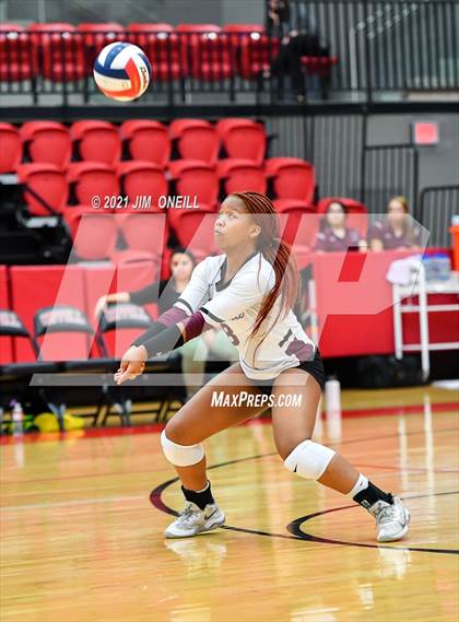 Thumbnail 3 in Lewisville @ Coppell photogallery.