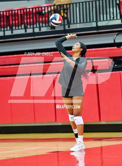 Thumbnail 3 in Lewisville @ Coppell photogallery.