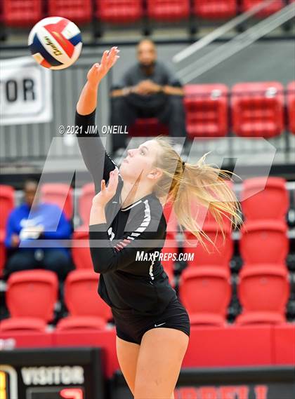 Thumbnail 2 in Lewisville @ Coppell photogallery.