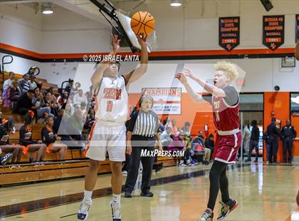 Thumbnail 3 in Douglas Byrd @ South View photogallery.