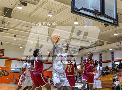 Thumbnail 3 in Douglas Byrd @ South View photogallery.