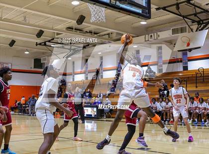 Thumbnail 1 in Douglas Byrd @ South View photogallery.