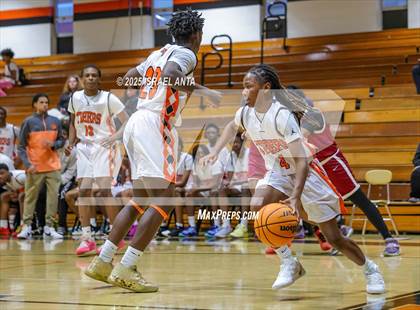 Thumbnail 2 in Douglas Byrd @ South View photogallery.