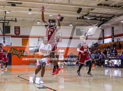 Thumbnail 2 in Douglas Byrd @ South View photogallery.