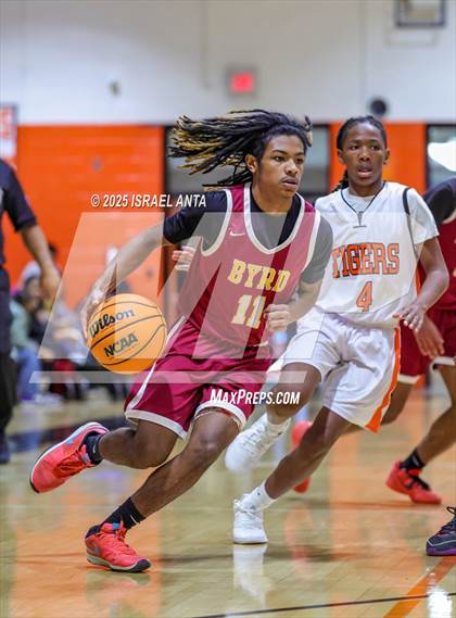 Thumbnail 2 in Douglas Byrd @ South View photogallery.