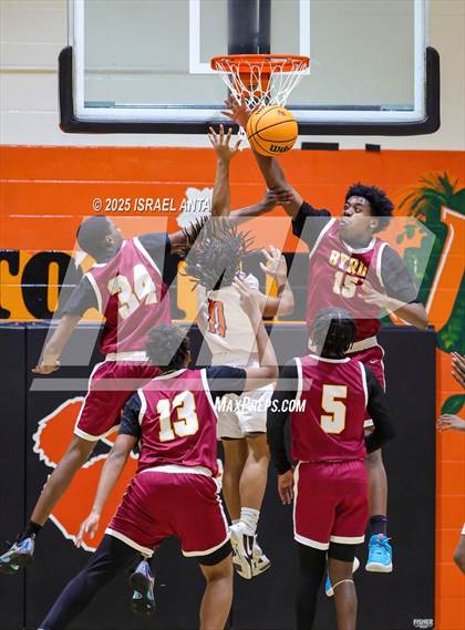 Thumbnail 1 in Douglas Byrd @ South View photogallery.