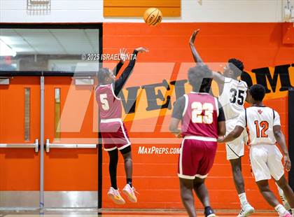Thumbnail 3 in Douglas Byrd @ South View photogallery.