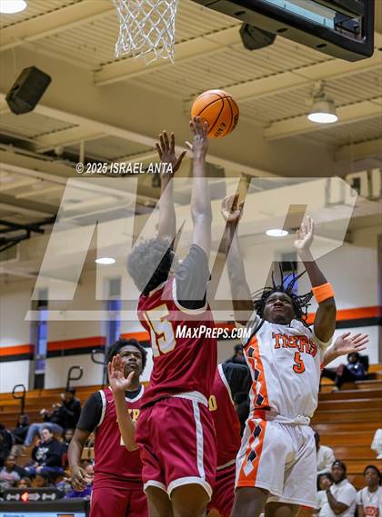 Thumbnail 1 in Douglas Byrd @ South View photogallery.