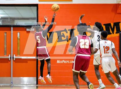 Thumbnail 2 in Douglas Byrd @ South View photogallery.