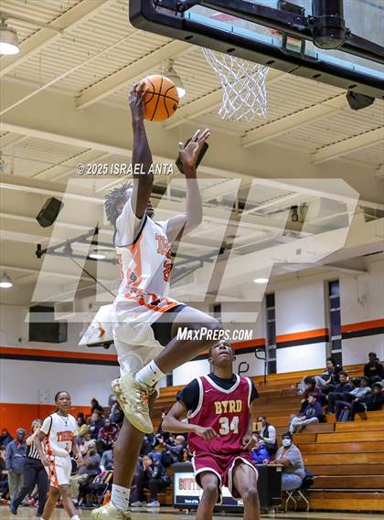 Thumbnail 3 in Douglas Byrd @ South View photogallery.