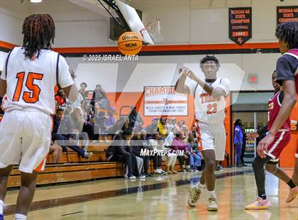 Thumbnail 3 in Douglas Byrd @ South View photogallery.