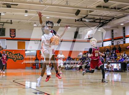Thumbnail 3 in Douglas Byrd @ South View photogallery.