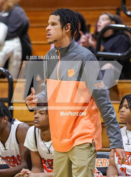 Thumbnail 1 in Douglas Byrd @ South View photogallery.