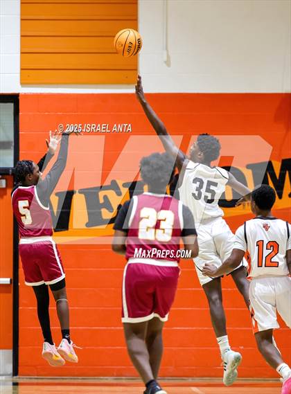 Thumbnail 1 in Douglas Byrd @ South View photogallery.