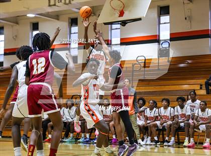 Thumbnail 3 in Douglas Byrd @ South View photogallery.