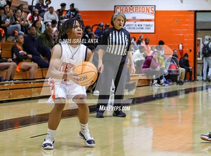 Thumbnail 1 in Douglas Byrd @ South View photogallery.