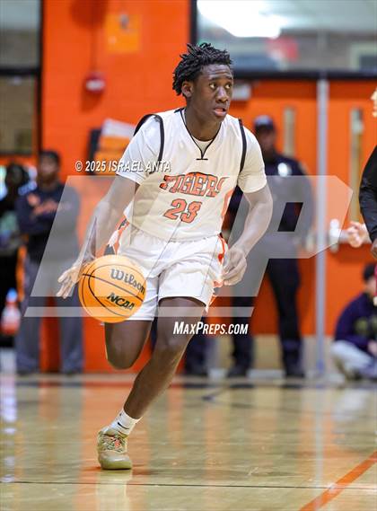 Thumbnail 3 in Douglas Byrd @ South View photogallery.
