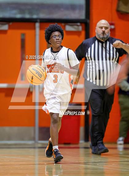 Thumbnail 3 in Douglas Byrd @ South View photogallery.