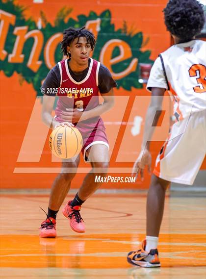 Thumbnail 1 in Douglas Byrd @ South View photogallery.