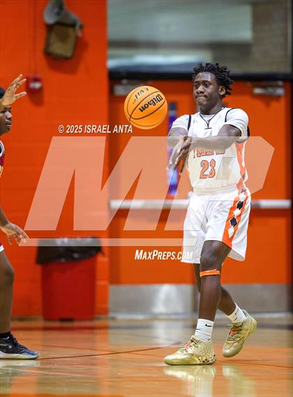 Thumbnail 3 in Douglas Byrd @ South View photogallery.