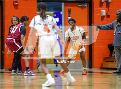 Thumbnail 2 in Douglas Byrd @ South View photogallery.