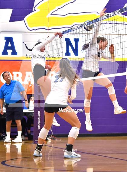 Thumbnail 1 in Vista Murrieta vs. Mercy (Durango Fall Classic) photogallery.