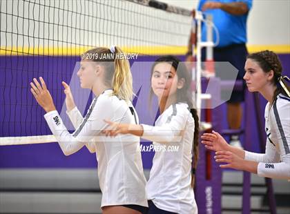 Thumbnail 2 in Vista Murrieta vs. Mercy (Durango Fall Classic) photogallery.