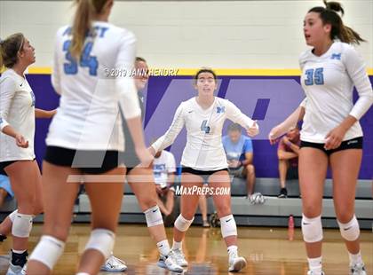 Thumbnail 2 in Vista Murrieta vs. Mercy (Durango Fall Classic) photogallery.