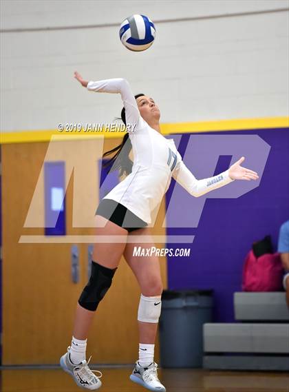 Thumbnail 3 in Vista Murrieta vs. Mercy (Durango Fall Classic) photogallery.