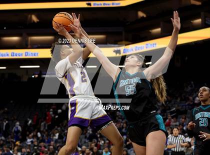 Thumbnail 2 in Santiago @ Oakland Tech (CIF State D1 Final) photogallery.