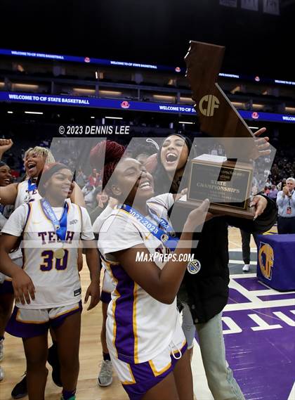 Thumbnail 1 in Santiago @ Oakland Tech (CIF State D1 Final) photogallery.