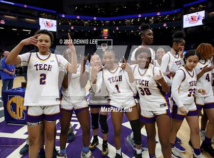 Thumbnail 2 in Santiago @ Oakland Tech (CIF State D1 Final) photogallery.