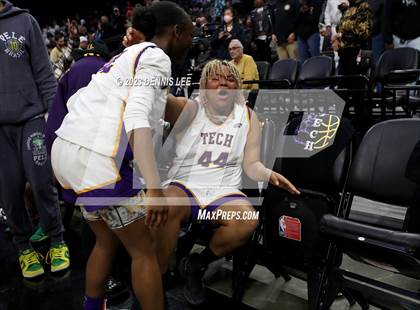 Thumbnail 3 in Santiago @ Oakland Tech (CIF State D1 Final) photogallery.