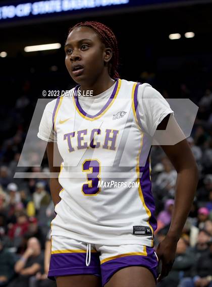 Thumbnail 3 in Santiago @ Oakland Tech (CIF State D1 Final) photogallery.