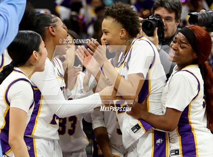 Thumbnail 2 in Santiago @ Oakland Tech (CIF State D1 Final) photogallery.