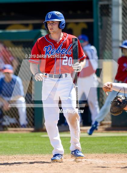 Thumbnail 1 in Vestavia Hills @ Basha (Coach Bob Invitational)  photogallery.