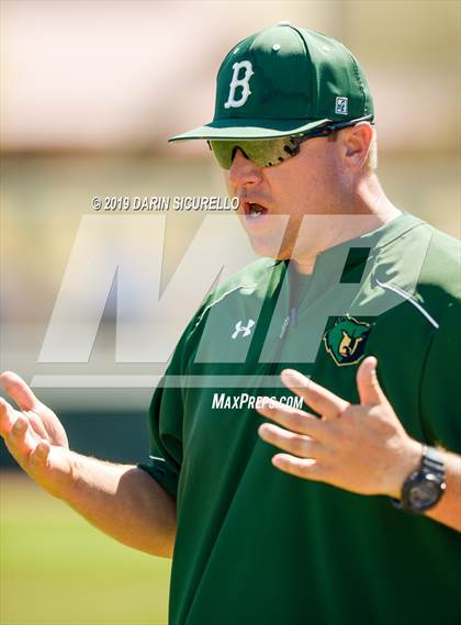 Thumbnail 2 in Vestavia Hills @ Basha (Coach Bob Invitational)  photogallery.