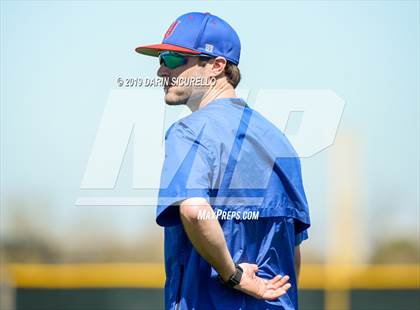 Thumbnail 2 in Vestavia Hills @ Basha (Coach Bob Invitational)  photogallery.