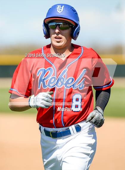Thumbnail 1 in Vestavia Hills @ Basha (Coach Bob Invitational)  photogallery.