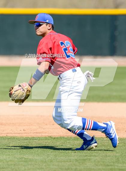 Thumbnail 3 in Vestavia Hills @ Basha (Coach Bob Invitational)  photogallery.