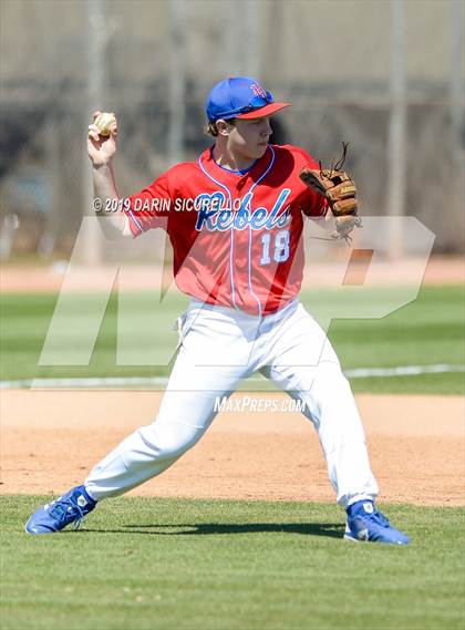 Thumbnail 3 in Vestavia Hills @ Basha (Coach Bob Invitational)  photogallery.