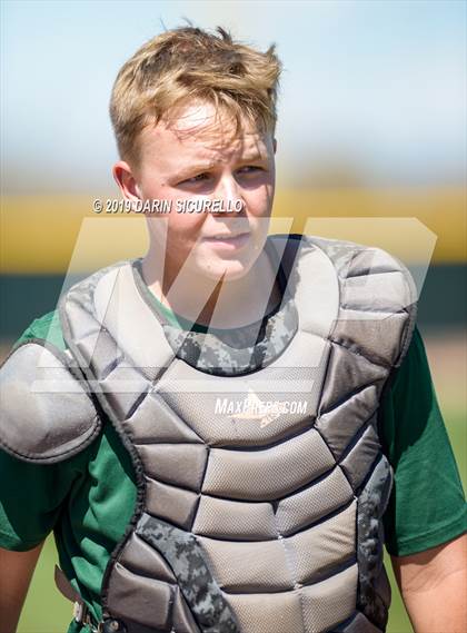 Thumbnail 2 in Vestavia Hills @ Basha (Coach Bob Invitational)  photogallery.