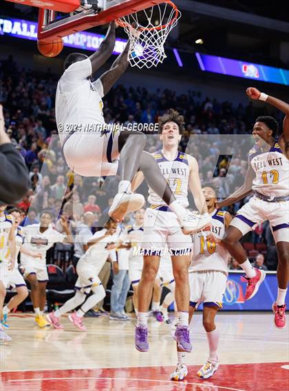 Thumbnail 2 in Bellevue West vs. Millard North (NSAA Class A Final) photogallery.